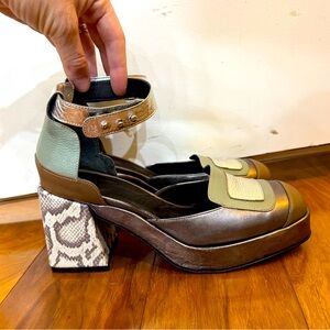Platform Snakeskin Metallic Heels